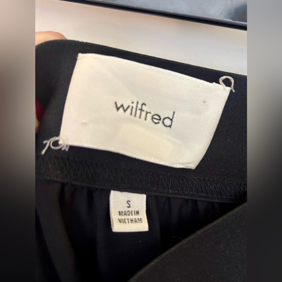 Wilfred Black Pleated Skirt with Blush Pink & Light Blue Floral Print - Picture 2 of 2